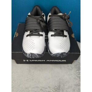 UNDER ARMOUR PS ZONE BB UNISEX,  size 11K, NEW IN BOX